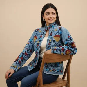 Chaqueta Étnica Azul Cielo de Algodón para Mujer con Bordado Floral Detallado, Prenda Exterior Tradicional Boho - Product Image 4