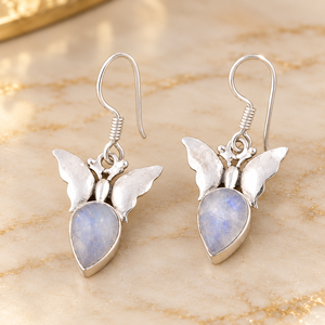 Pendientes Colgantes Bohemios Hechos a Mano de Plata de Ley 925 Bañados en Oro con Ópalo Blanco, Ideales para Fiestas y Regalos, Hipoalergénicos - Product Image 5