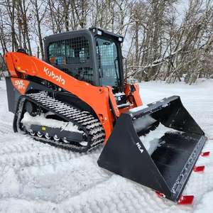 รถตักล้อยางขนาดเล็ก Kubota SVL90-2 รุ่นขายดี พร้อมเครื่องยนต์ Yunnei เกียร์ ปั๊ม แบริ่ง - Interstate Heavy Equipment - Product Image 4