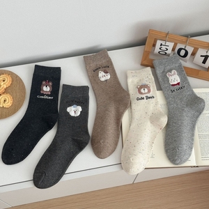 Nouveau produit 2026 : Chaussettes mi-mollet en coton pour femme, style collège, motif animalier floqué dessin animé - Product Image 3