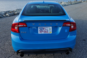 Vente en gros de voitures d'occasion Volvo S60 T6 Polestar 4 cylindres à double turbocompresseur à bas prix - Product Image 3