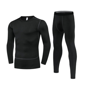 Ensemble de sous-vêtements de compression noirs pour hommes, 2-en-1, à capuche, manches longues, coupe sportive, pour l'automne, en polyester respirant et léger, avec détails latéraux - Product Image 1