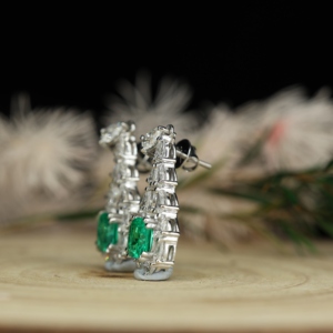 Nuevos Pendientes de Plata S925 con Moissanita Verde en Forma de Pera y Engaste Curvo, de Lujo Ligero, Exquisitos y de Alta Calidad para Mujer - Product Image 6
