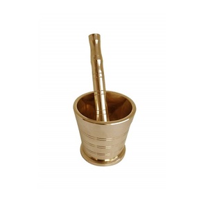 Mortero y pilón de latón color oro, diseño antiguo, forma redonda, para moler jengibre y ajo, a la venta. - Product Image 2