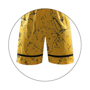 Ensembles d'uniformes de basketball personnalisés les plus vendus, 100 % polyester, imprimé par sublimation, coupe athlétique en mesh, séchage rapide, respirant - Product Image 6