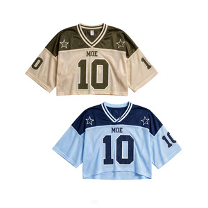 Crop top athlétique en maille respirante à imprimé personnalisé Boxy Game Day, maillot de football américain à épaules tombantes, t-shirt streetwear et short - Product Image 3