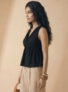 Women's Casual Fashion 100% Cotton Sleeveless Crop <b>Top</b> With Twisted Detailing With <b>Sequined</b> Decoration Knitted Fabric - Product Image 4