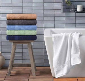 Serviettes de bain jetables en coton léger à séchage rapide, les plus vendues, avec broderie personnalisée – Ensembles de serviettes de bain - Product Image 3