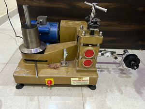 Machine à aplatir et à tréfiler le fil d'or de haute précision, type semi-automatique pour la fabrication de bijoux avec système de contrôle de vitesse stable - Product Image 3