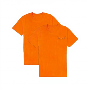 Camiseta de Manga Corta para Hombre, Color Naranja, con Logotipo de Alas Bordadas, Cuello Redondo, Corte Regular, Estilo Casual, 100% Algodón, Tejido de Punto - Product Image 1