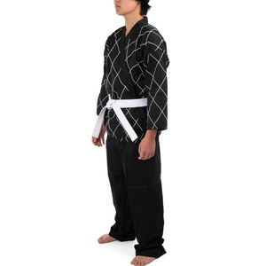 ชุดคาราเต้ผ้าฝ้าย 100% ระบายอากาศได้ดี น้ำหนักผ้า 400 กรัม พิมพ์ลายโลโก้ตามสั่งด้วยความร้อน - Product Image 3