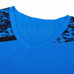 Athletic Style Basketball Uniform Stylish Breathable Polyester Lightweight Durable Fabric Comfortable Wear Customizable - Product Image 3
