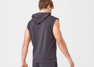 Sudadera con capucha ligera para hombre, diseñada para un estilo de vida activo y rendimiento físico diario. - Product Image 4