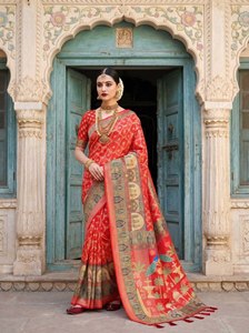 Sari en soie Dola pure, Sari en soie Dola de qualité supérieure, Sari en soie Dola de luxe, Sari en soie tissé jacquard, Sari en soie à imprimé numérique de créateur - Product Image 1