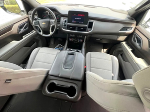 USED 2023 Che vro let Tahoe LS GCC Specs SUV 8Seater 4000+cc petrol 8Cylinder 4WD Left Hand Steering Drive Automatic - Product Image 5