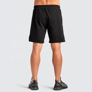 Personalizable de los hombres de 5 pulgadas gimnasio Activewear patrón sólido de punto pantalones cortos - Product Image 2