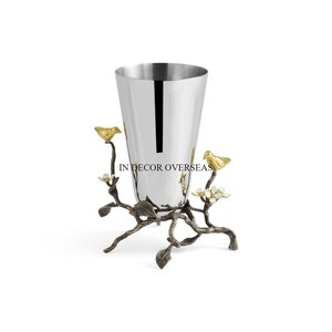 Most Fancy <b>Unique</b> Texture Designer Silver Color Prime Quality Metal Home Decoration Luxury Flower <b>Vases</b> Modern European Design - Product Image 4