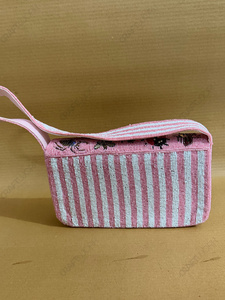 Wholesale Handmade Pink Beaded Tote <b>Bag</b> for Women Luxury Embroidered Insect Design Fashion Handbag OEM Custom Designer Shopping - Product Image 5