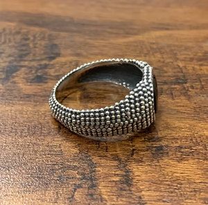 Bague signet en argent sterling 925 avec pierre précieuse onyx noir, 8,5 grammes, légère, unique, avec bande perlée, bijou pour tous les jours - Product Image 3