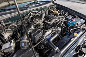 Toyota 4Runner SR5 4x4 de 1998, Vehículo Usado con Poco Kilometraje - Product Image 4