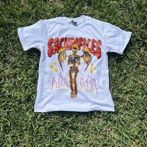 Su propio diseño Logotipo de la marca Imagen Gratis Personalizado Hombres y mujeres 100% Algodón Camiseta Tops Manga corta Casual Tallas grandes Camisetas - Product Image 1