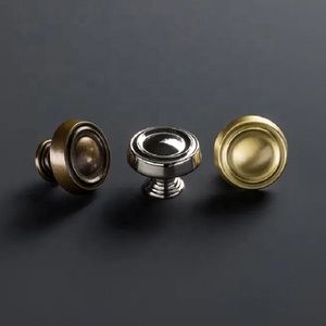 Poignées décoratives en laiton pour armoires, quincaillerie de meubles traditionnelle, finitions or, bronze et nickel, pour tiroirs, commodes et portes de placards - Product Image 1