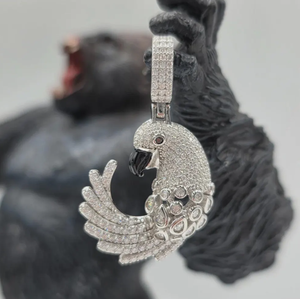 Pendentif Perroquet en Moissanite, Breloque Oiseau, Bijou Suspendu en Argent avec Zircon Cubique, Cadeau - Product Image 2