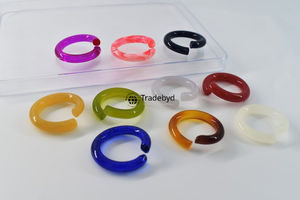 แหวนรัดผ้าเช็ดปากงานแต่งงานเรซิ่นสุดหรู ทำมือ คลาสสิก ทนทาน เป็นมิตรกับสิ่งแวดล้อม รูปทรงกลม ขนาด 2.5 ซม. ของตกแต่งโต๊ะอาหาร โดย Tradebyd - Product Image 2