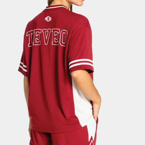 Camiseta Deportiva de Malla Sublimada Personalizada para Mujer, Estilo Fútbol Americano Rojo, Venta al Por Mayor, Marca Privada OEM, Proveedor para Mujeres - Product Image 4