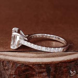 Anillo de Diamante de Laboratorio con Corte Asscher de 3 Quilates, Diseño Geométrico Nupcial con Pavé en Oro Blanco de 10K - Product Image 3