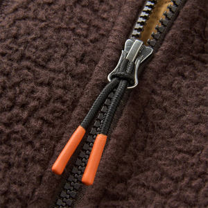 Veste chaude en sherpa à col montant fabriquée au Pakistan, avec poches latérales zippées, couleur et design personnalisables, pour hommes, pour l'usage par temps froid - Product Image 5