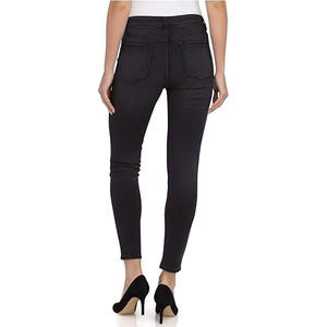 Jeans de Estilo Urbano Holgados para Mujer con Logotipo Personalizado, Diseño Perfecto – Lujo y Alta Calidad - Product Image 3