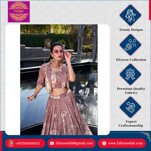 ชุดเลเฮนกาแบบอินเดียดั้งเดิม ดีไซน์สวยงาม สำหรับงานปาร์ตี้ งานแต่งงาน  ตัดเย็บสำเร็จ  ประดับด้วยลายดอกไม้  ชุดยาวกรอมพื้น  พร้อมเสื้อโคติ - Product Image 4