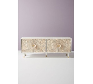 Mueble de TV Moderno de Madera con Tallado de Girasol, Acabado Blanqueado, Gabinete de Almacenamiento para Sala de Estar - Product Image 1