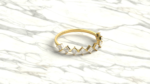 Bague en or 18 carats avec diamants, coupe princesse en zigzag, alliance éternité minimaliste, bagues de mariage empilables, bijoux fins pour femmes - Product Image 3