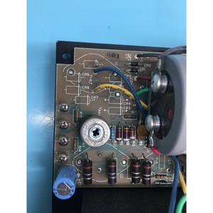 ALIMENTATION ÉLECTRIQUE CC VARIAN 4010044, POWERTEC - Équipements et pièces semi-conducteurs d'occasion fiables à l'échelle mondiale - Product Image 5