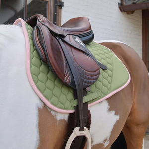 Almohadilla Clásica de Cuero para Silla de Montar 2026, Duradera, de Mezcla de Algodón y Polialgodón, con Correas Reforzadas y Relleno de Algodón, Personalizable - Product Image 3