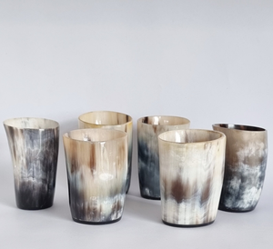 Vaso Decorativo Premium Hecho a Mano con Cuerno Natural, para Hogar, Hotel, Restaurante, Bar y Eventos Especiales - Product Image 4