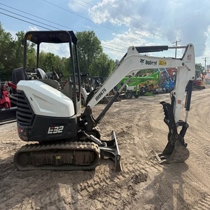 รถขุดขนาดเล็กพรีเมียม Bobcat E32 พร้อมระบบ PLC รับประกัน 1 ปี โซลูชั่นงานหนัก รถขุดขนาดเล็กพร้อมใช้งานสำหรับงานหนัก - Product Image 5