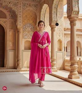 Ensemble Kurti Plazzo en coton lourd traditionnel avec broderie fantaisie et dupatta pour femmes, idéal pour les fêtes, les festivals, les tenues décontractées, grandes tailles - Product Image 3