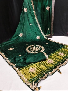 Sari en soie pure de Jaipur avec travail Gotta Patti, sari traditionnel fait main par un designer - Product Image 2