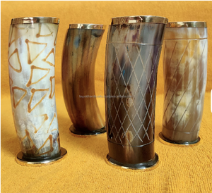 Véritable corne naturelle Viking Drinking Horn Tumbler Tankard Cup Ox & Buffalo Horn Drinkware Tumbler/Glass - Product Image 1