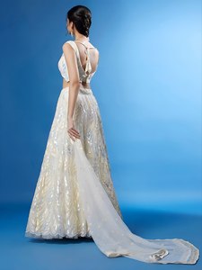 Ensemble Lehenga Choli en Tulle Doux et Élégant avec Broderie de Paillettes, Style Bollywood, Longueur au Sol, Idéal pour Mariages, Fêtes et Occasions Festives - Product Image 4