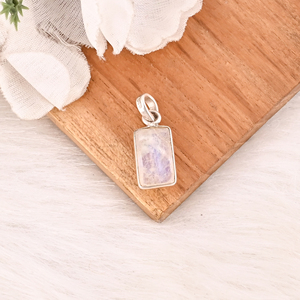 Natural Rainbow <b>Moonstone</b> Pendant 925 Sterling Silver Handmade Bezel Setting Gemstone Minimalist <b>Jewelry</b> for Unisex Party Gift - Product Image 5