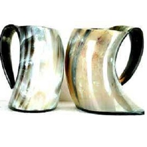 Taza de Cuerno de Búfalo Real Vintage Personalizada, Hecha a Mano, Ecológica y de Alta Calidad, con Logotipo Personalizado - Regalo Vikingo Original - Product Image 1