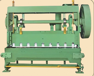 Cizalla Eléctrica Semiautomática para Chapa Metálica, Componente Clave: Motor y Engranaje - Product Image 1