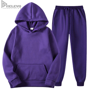 Ensemble de survêtement en molleton de coton personnalisé pour homme, coupe régulière, léger et respirant, idéal pour l'hiver, avec capuche, pour le sport, OEM ODM - Product Image 1