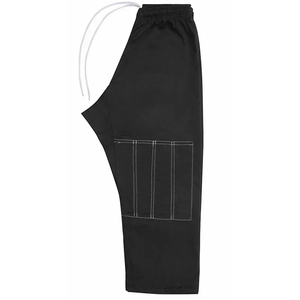 Uniforme Tradicional de Karate con Tela Transpirable, Diseño Cómodo y Cinturón Rojo Brillante Incluido - Product Image 4