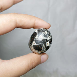 คริสตัลบำบัดอัญมณีขนาด20-30มม. ทำจากหินธรรมชาติขนาด3-30มม. แบบอินโดนีเซีย - Product Image 2