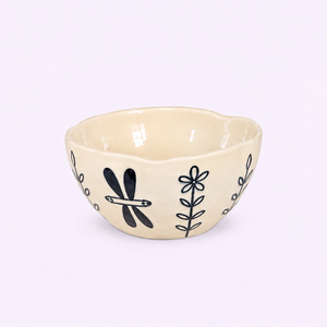 Tazón de Cerámica Hecho a Mano, Duradero y No Tóxico, con Diseño Floral Azul, Apto para Microondas, para Servir Alimentos, Juego de Regalo Mahaguthi - Product Image 3